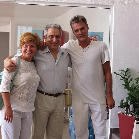 Апартаменты Palm Sea Beach Holiday Suites And *